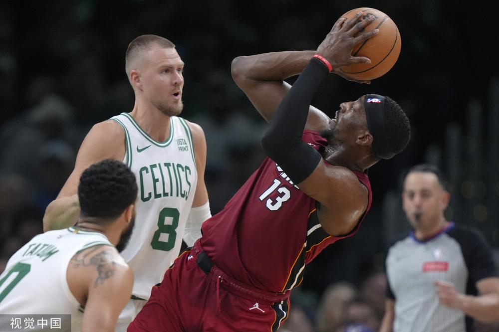 随着比赛的 随着比赛的