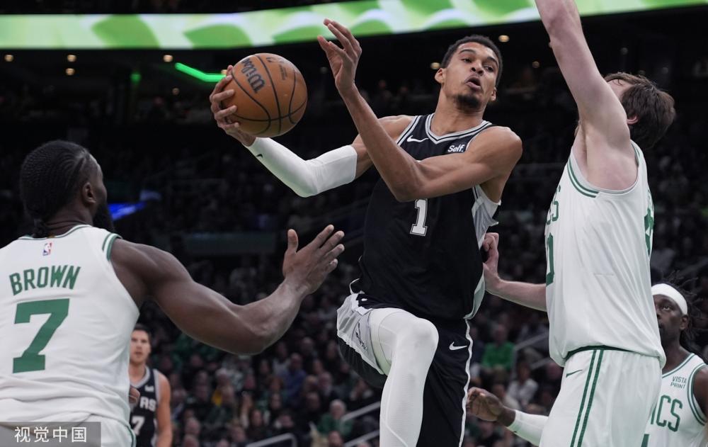 亮眼表现 亮眼表现