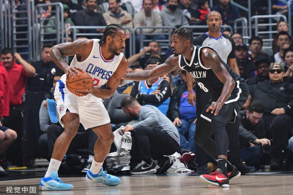 的决定是三 的决定是三