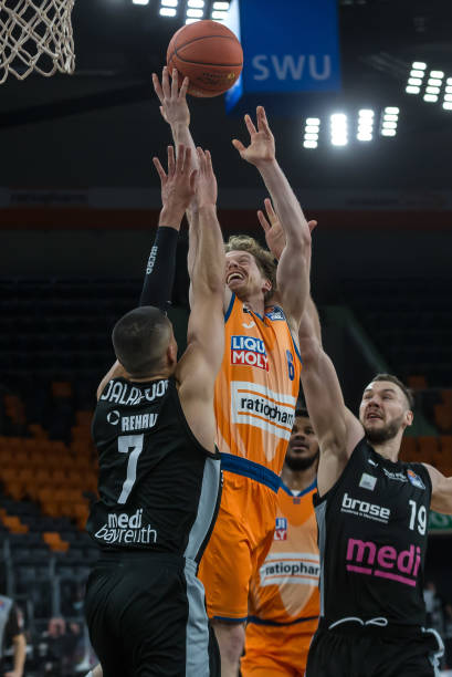 历史有望重 历史有望重